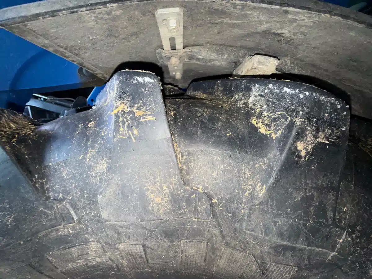 Gallery image 2 for 2012 New Holland T5070 Tractor