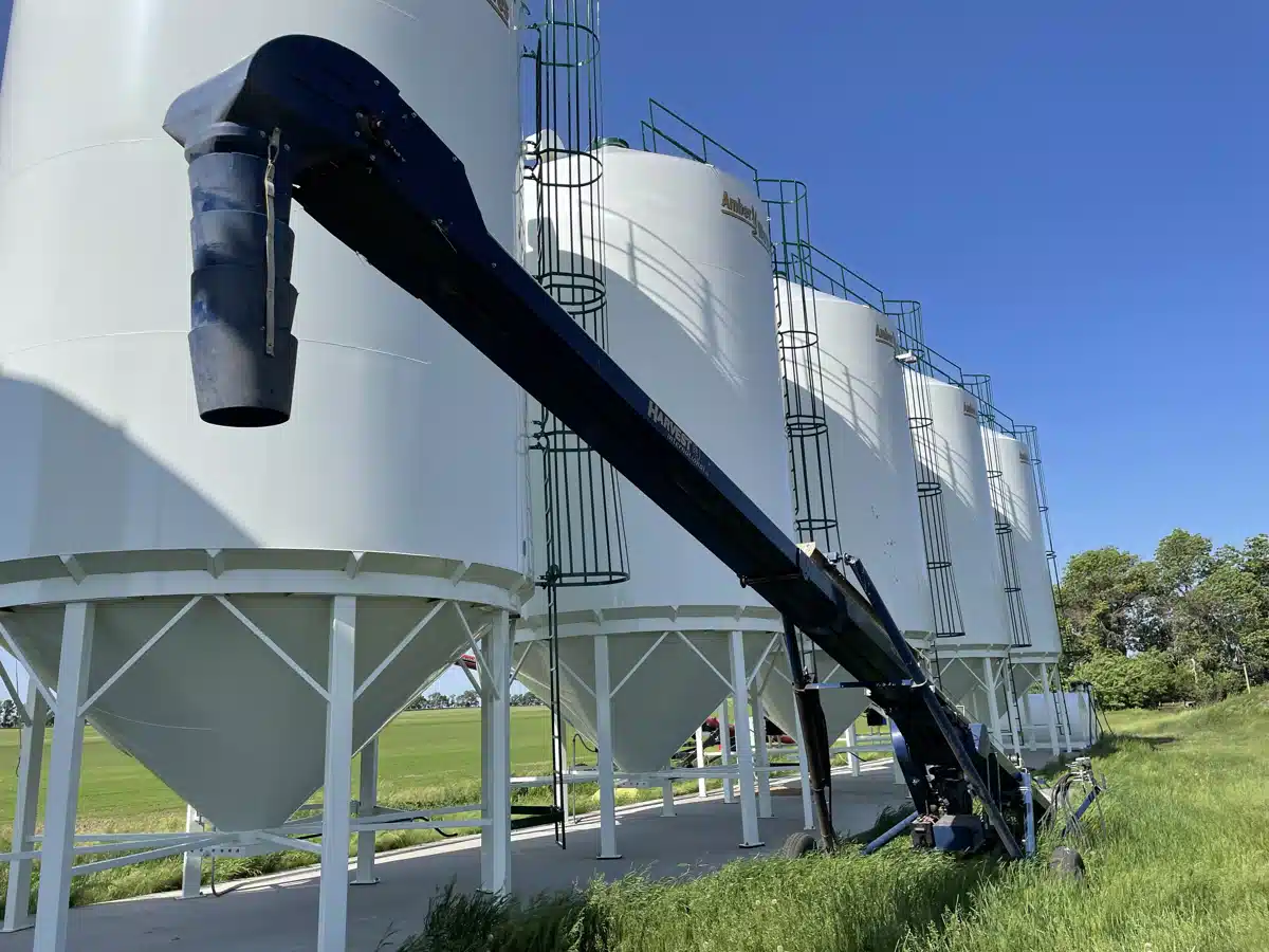 Gallery image 2 for 2015 Harvest International FC1545 Belt Conveyor