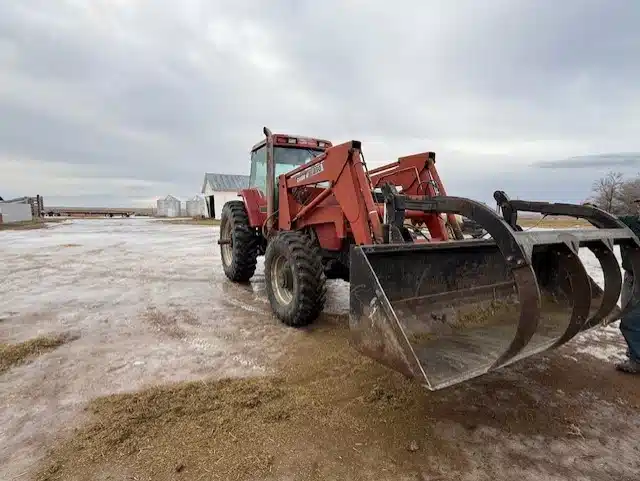 Gallery image 2 for 1992 Case IH 7120 Tractor