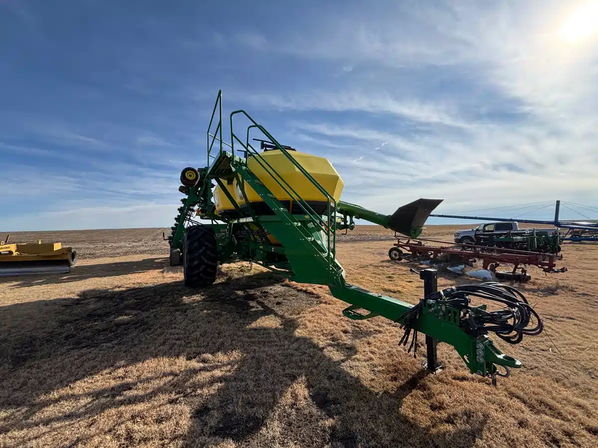Gallery image 2 for 2020 John Deere 1910/1890 Air Seeder