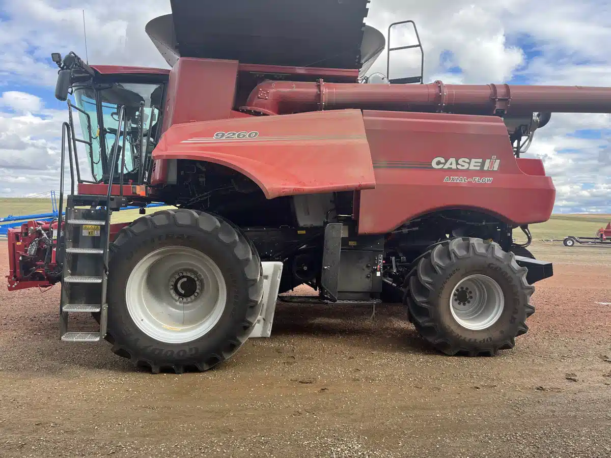 2025 Case IH 9260 Combine