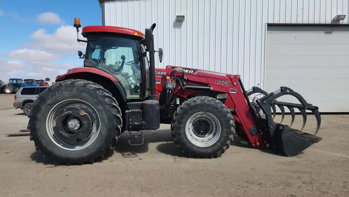 Gallery image 2 for 2014 Case IH PUMA 185 Tractor