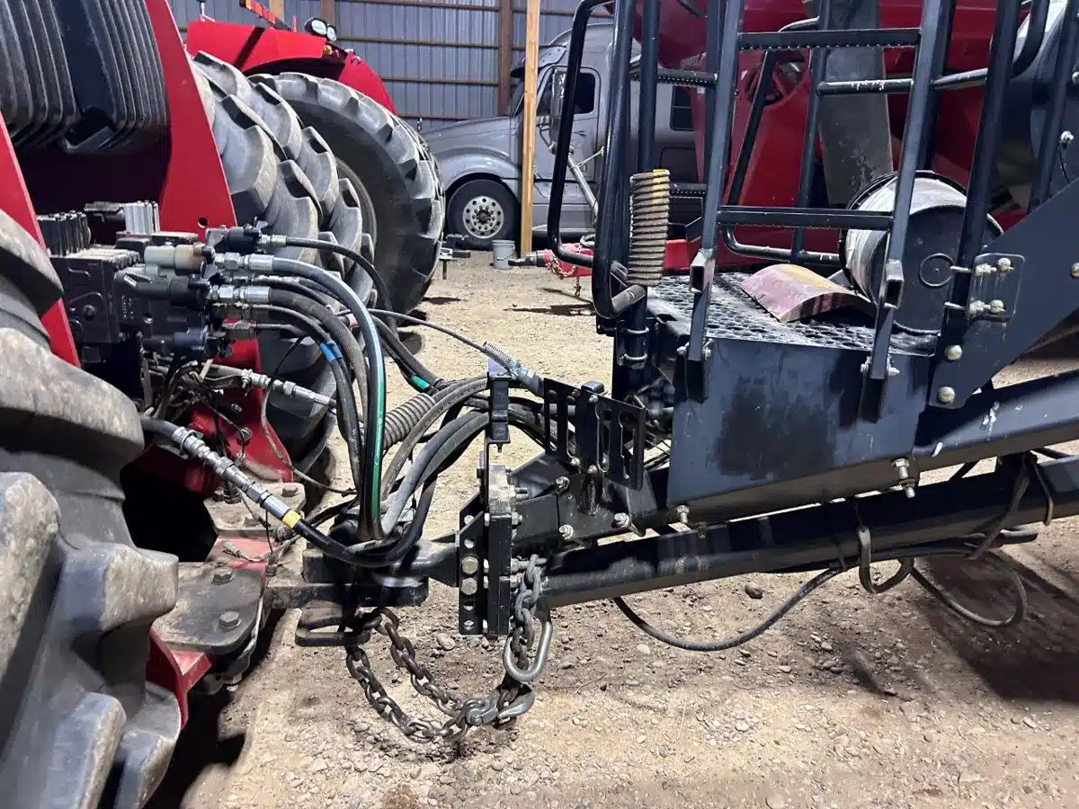 Gallery image 2 for 2015 Seed Hawk 6012 Air Seeder