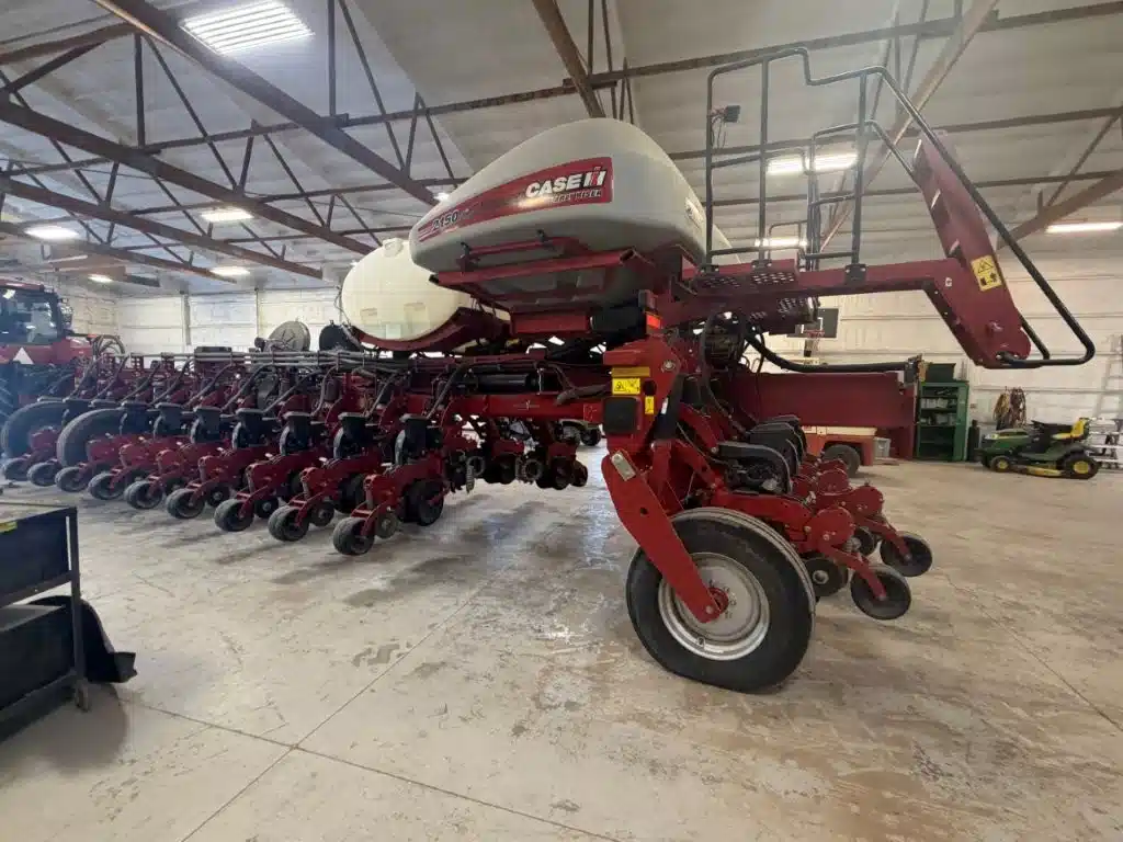 Gallery image 2 for 2018 Case IH ER2150 Planter