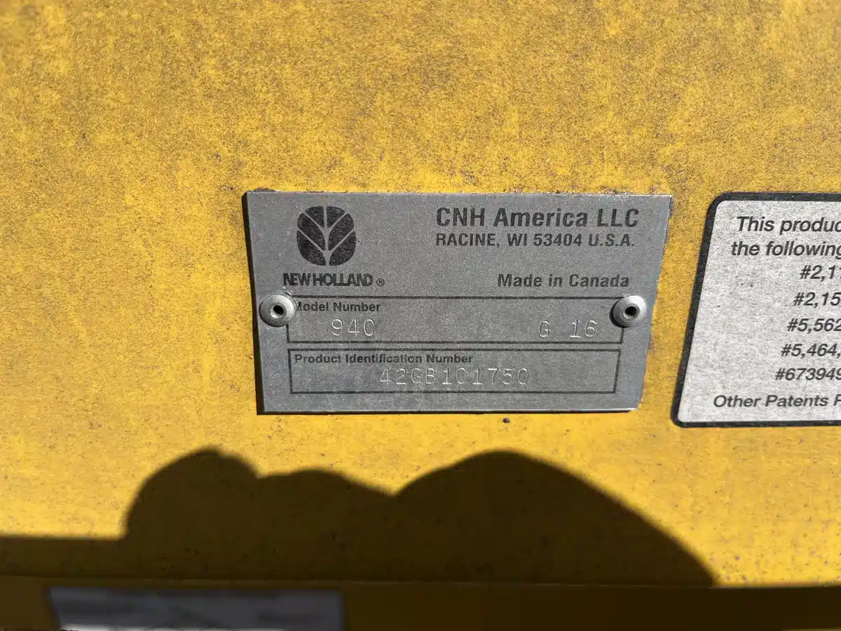 Gallery image 2 for 2010 New Holland 94C Header - Draper