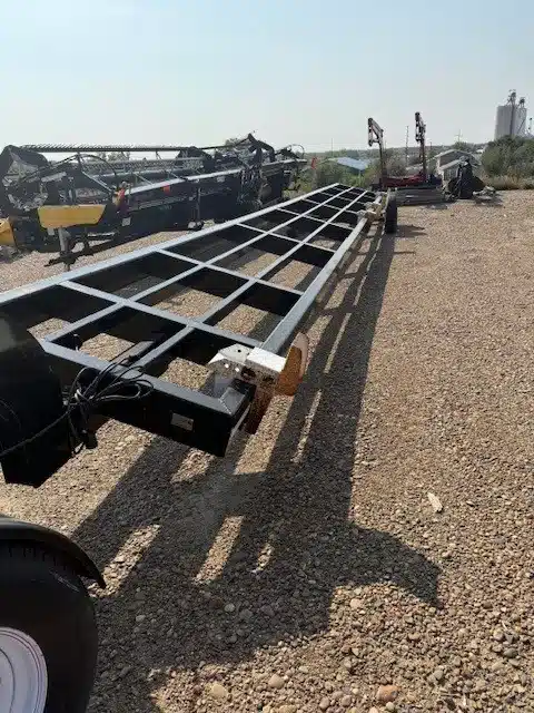 2021 American 845 Header Cart