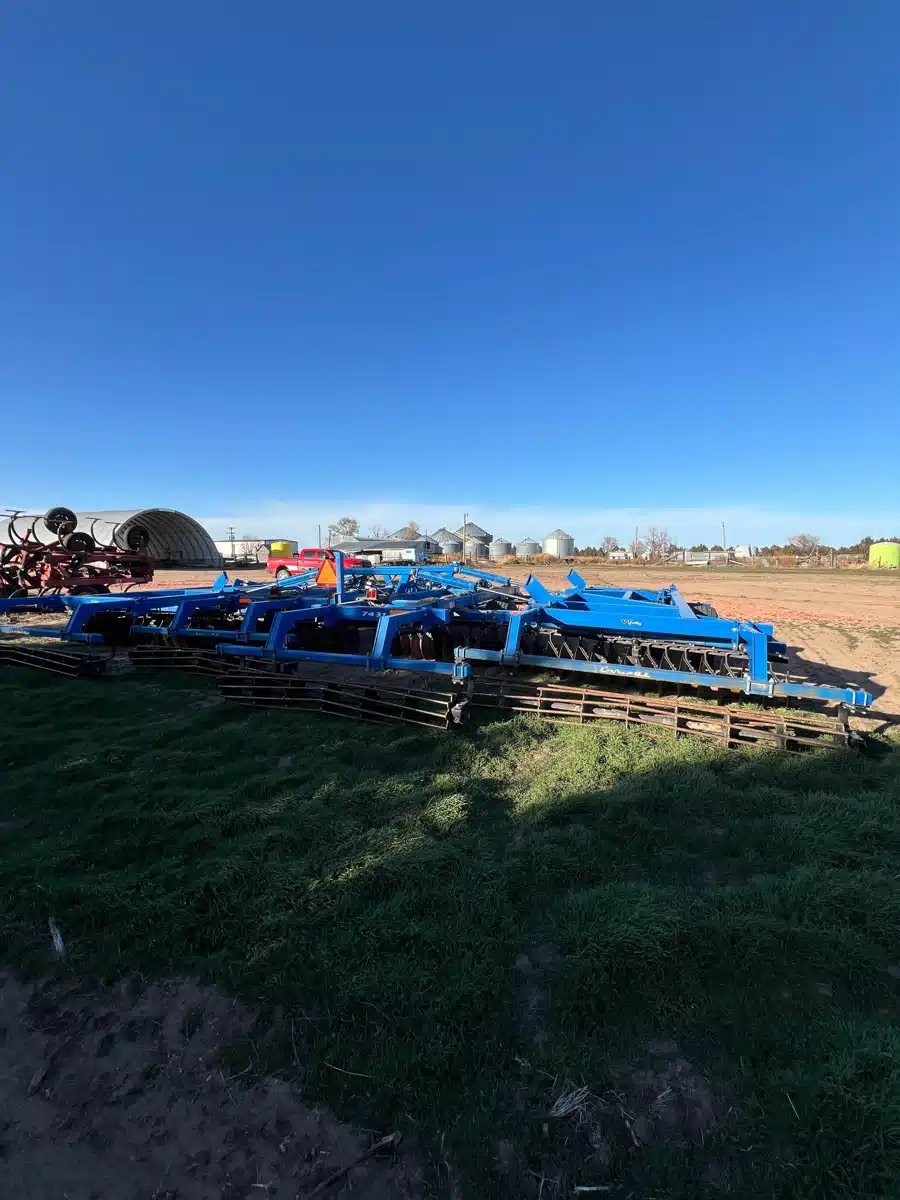 Gallery image 2 for 2011 Landoll 7431 Disc