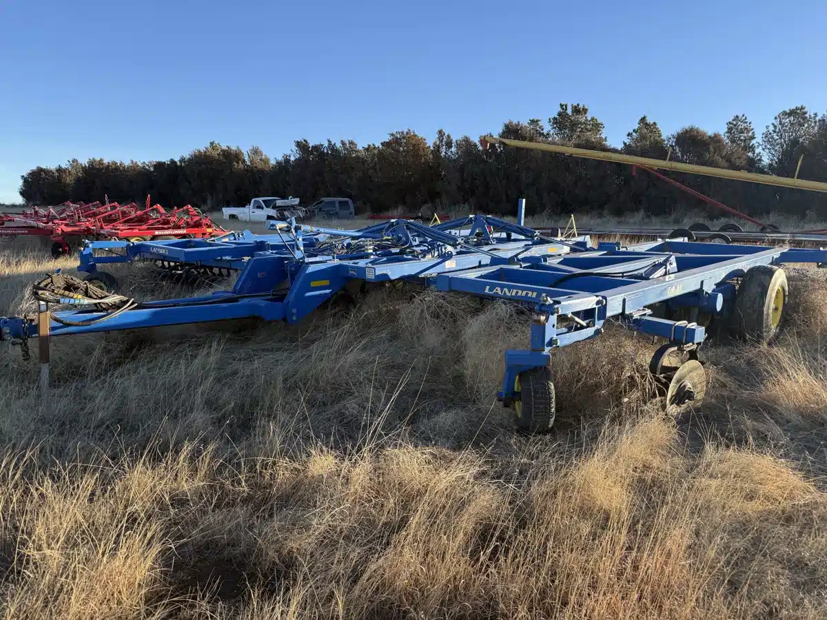 2016 Landoll 7431 Disc