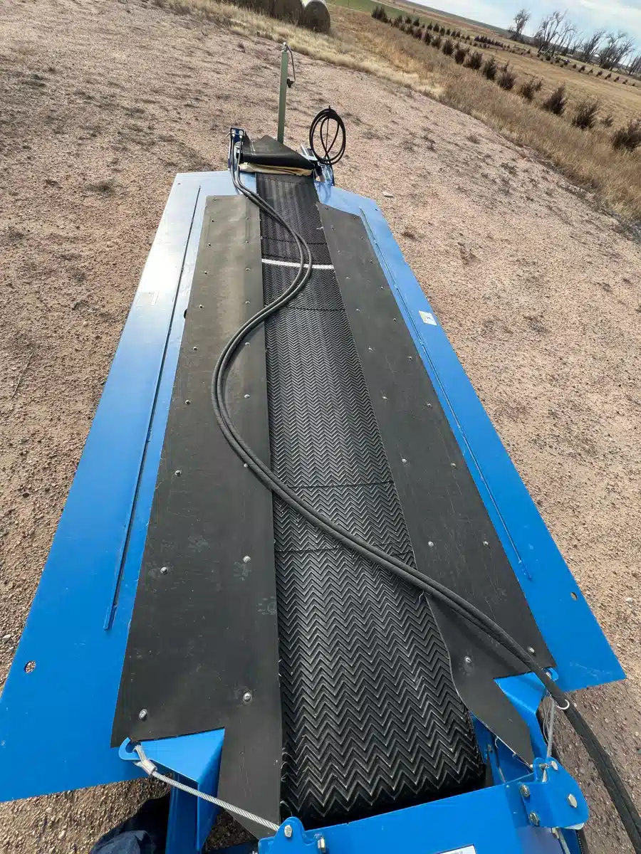 Gallery image 2 for 2019 Brandt Graindeck Transfer Conveyor