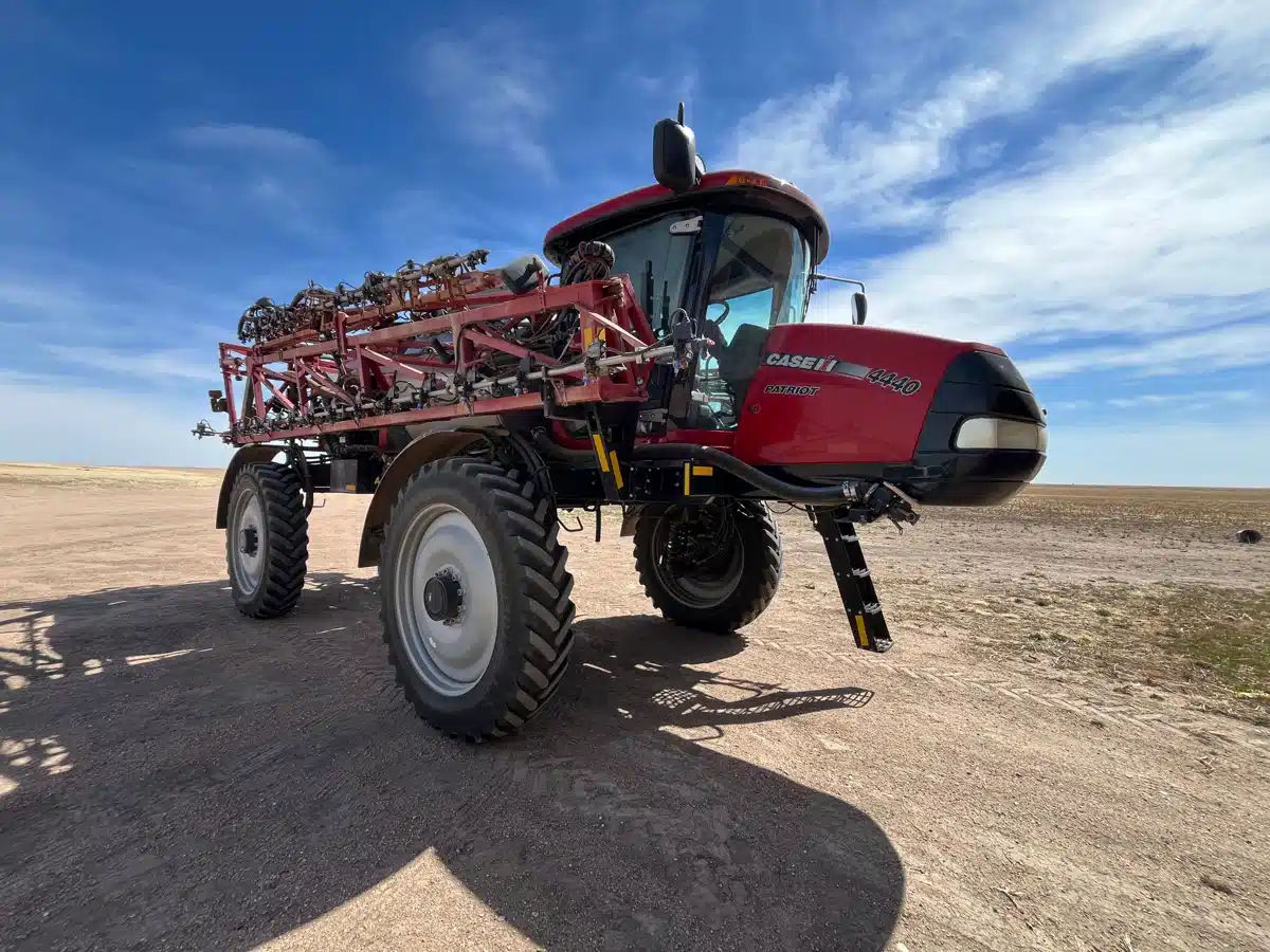 Gallery image 1 for 2019 Case IH PATRIOT 4440 Sprayer - Self Propelled