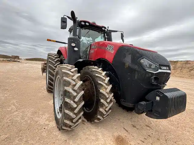 Gallery image 2 for 2025 Case IH MAGNUM 295 Tractor