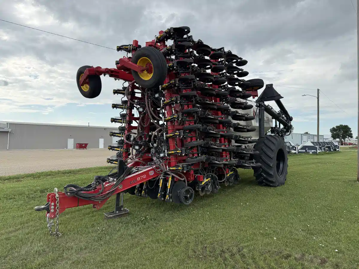 Photo de la Galerie 2 pour 2024 Bourgault CD872 Semoir à air