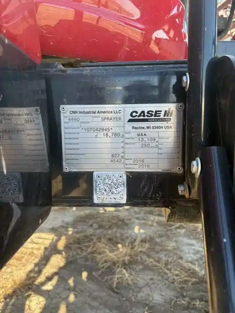 Gallery image 2 for 2016 Case IH PATRIOT 4440 Sprayer - Self Propelled