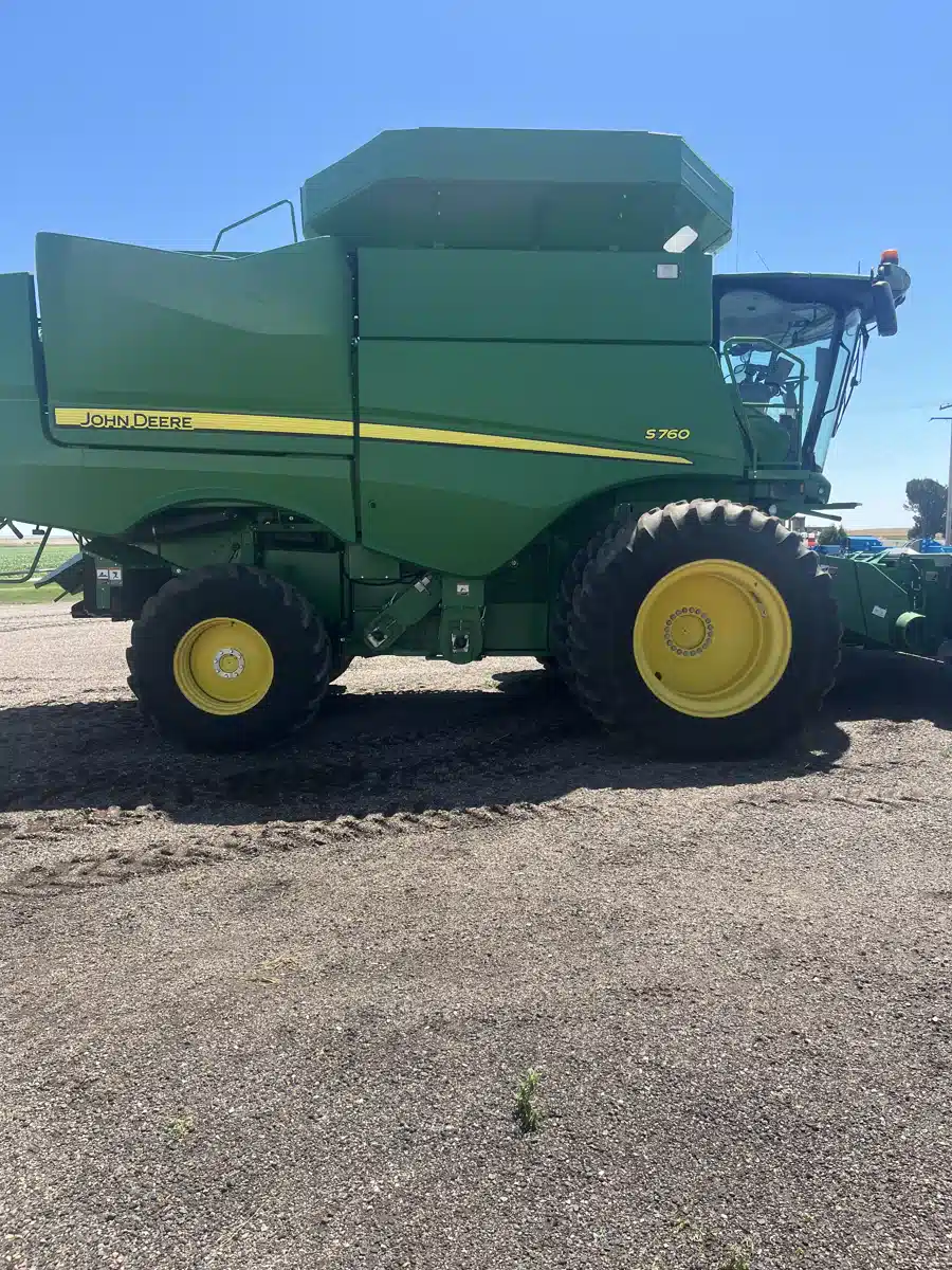 Photo de la Galerie 1 pour 2019 John Deere S760 Batteuse