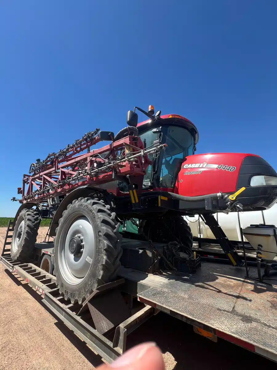 Gallery image 1 for 2022 Case IH PATRIOT 4440 Sprayer - Self Propelled