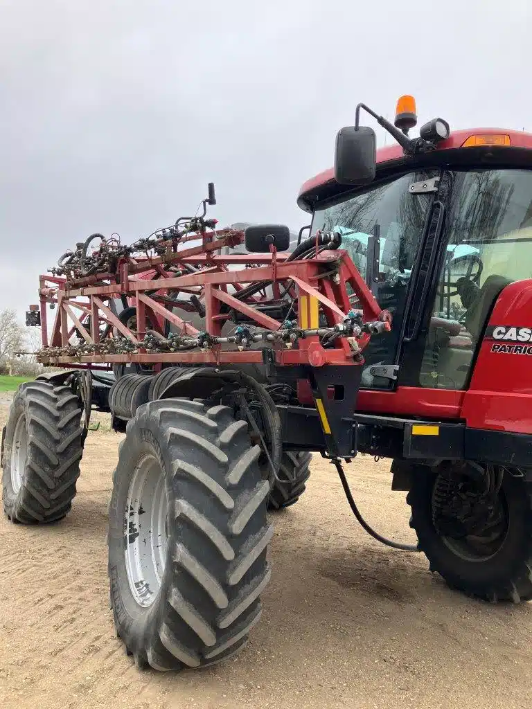 Gallery image 1 for 2012 Case IH PATRIOT 4430 Sprayer - Self Propelled