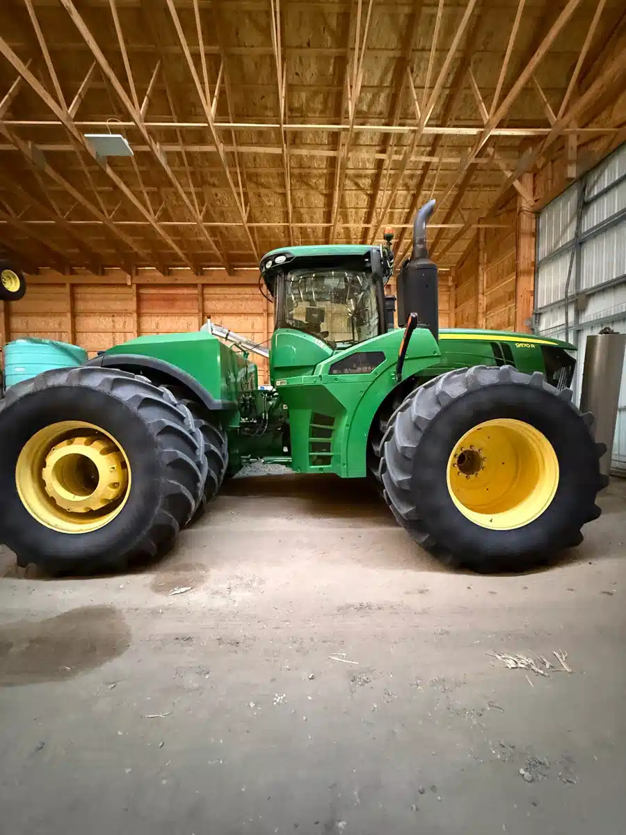 Gallery image 1 for 2015 John Deere 9570R Tractor