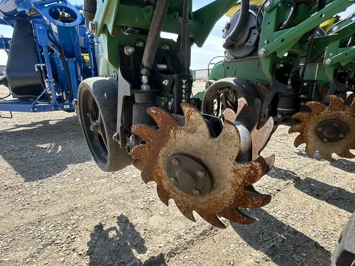 Gallery image 2 for Used 2020 John Deere DB60 Planter