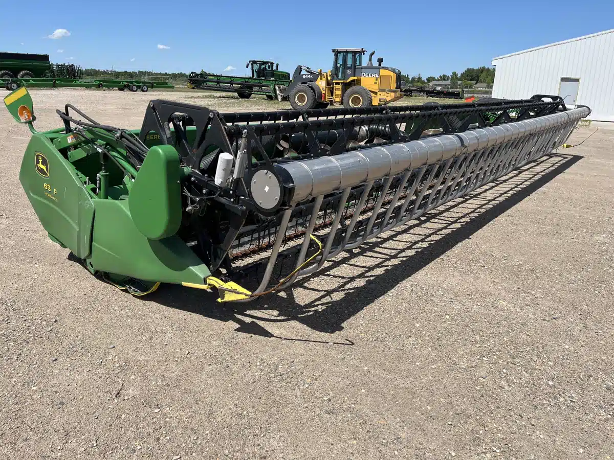 Gallery image 1 for Used 2011 John Deere 635F Header - Flex