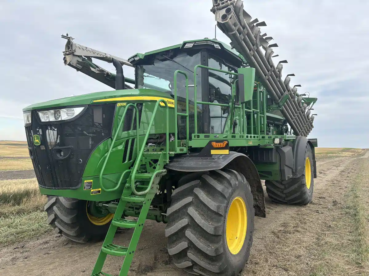 Gallery image 2 for Used 2024 John Deere 800R Anhydrous Applicator