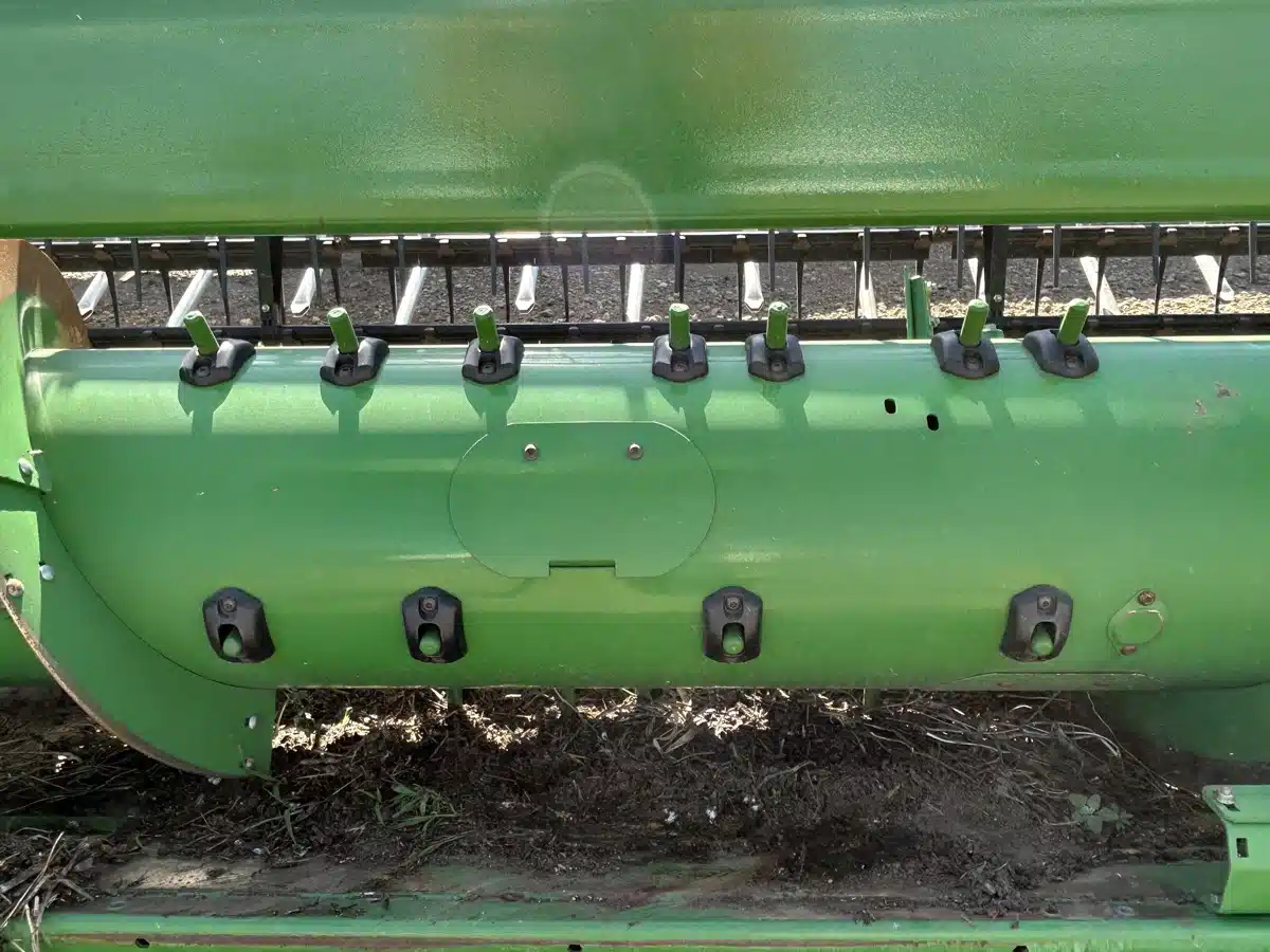 Gallery image 2 for Used 2023 John Deere 635F Header - Flex