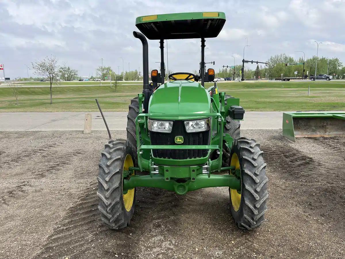 Gallery image 2 for Used 2022 John Deere 5075E Tractor