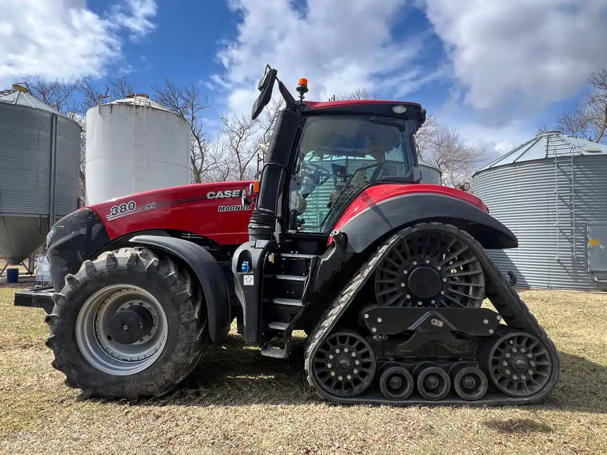 Gallery image 2 for Used 2020 Case IH MAGNUM 380 ROWTRAC Tractor