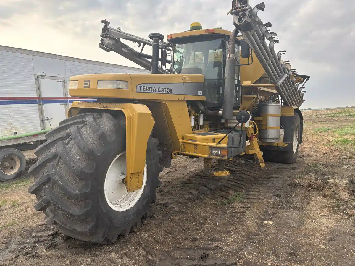 Gallery image 1 for Used 2001 Agco 9103 Anhydrous Applicator