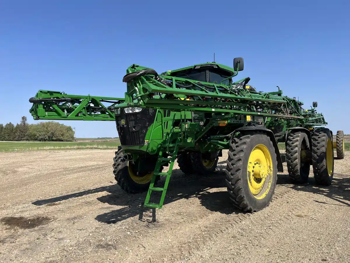 Gallery image 2 for Used 2025 John Deere 612R Sprayer - Self Propelled