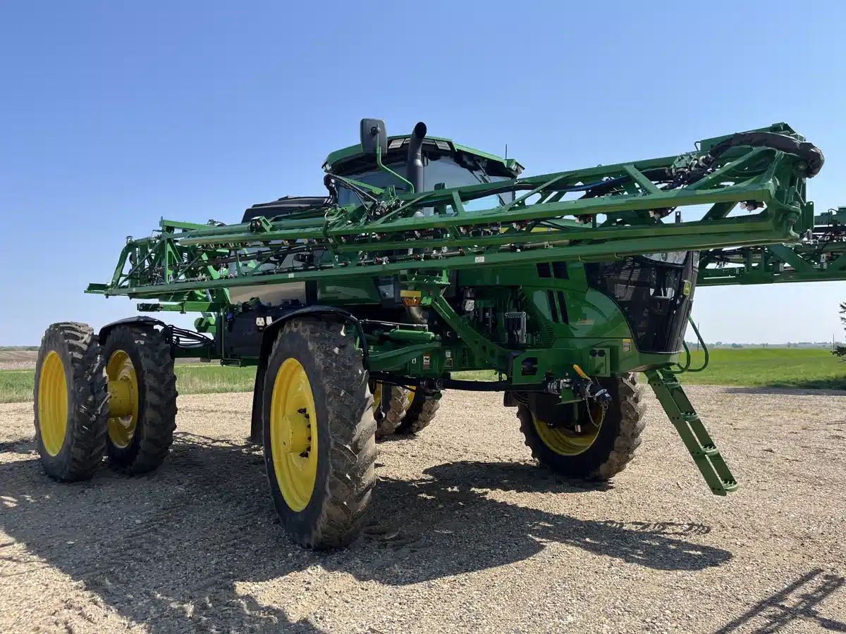 Gallery image 2 for Used 2025 John Deere 612R Sprayer - Self Propelled