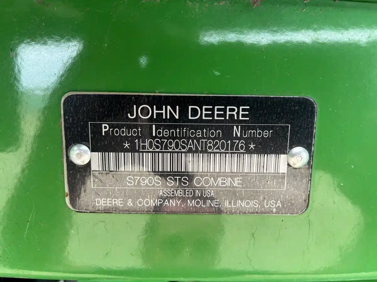 Gallery image 2 for Used 2022 John Deere S790 Combine
