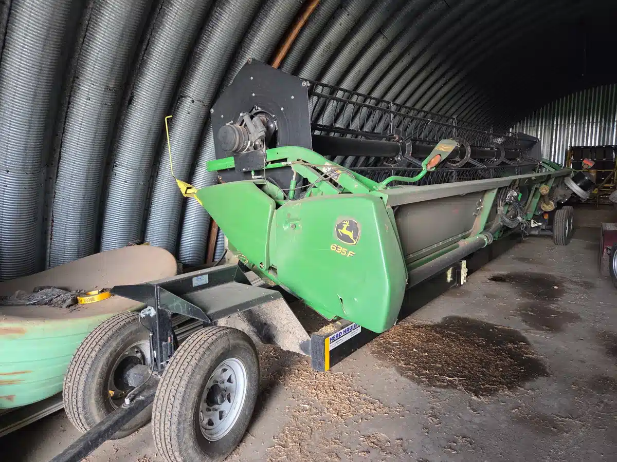Gallery image 1 for Used 2008 John Deere 635F Header - Flex