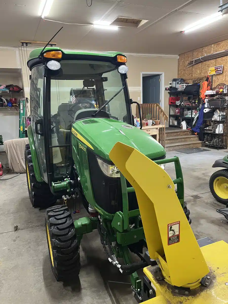 Gallery image 1 for Used 2018 John Deere 3046R Tractor
