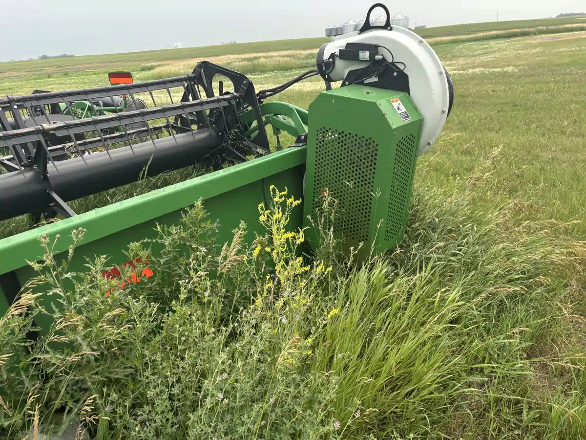 Gallery image 1 for Used 2012 John Deere 635F Header - Flex