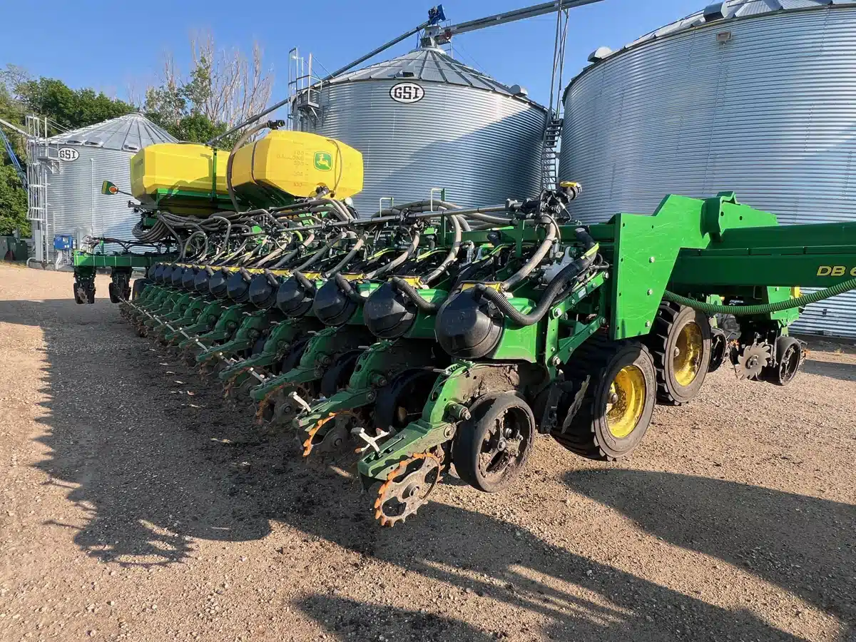Gallery image 1 for Used 2022 John Deere DB66 Planter