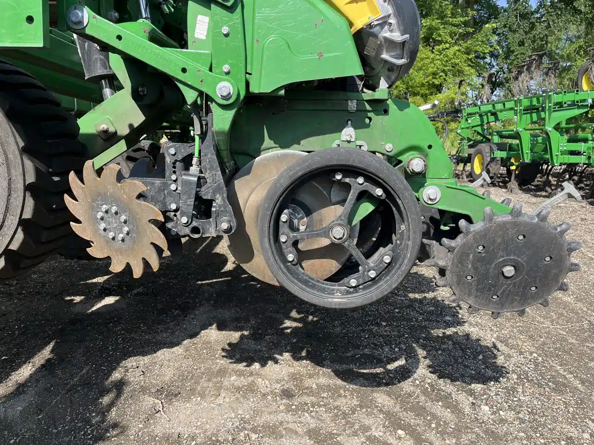 Gallery image 2 for Used 2025 John Deere DB66 Planter