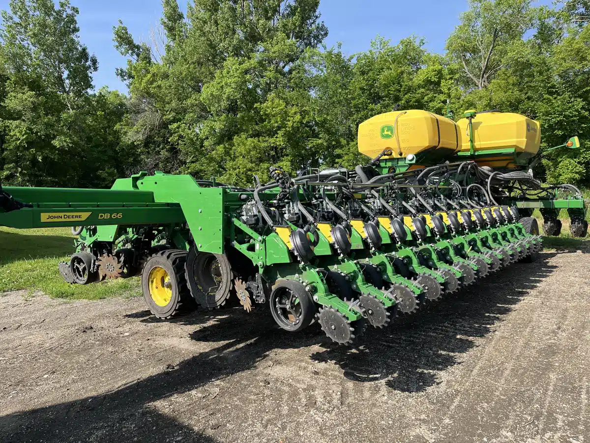 Gallery image 1 for Used 2025 John Deere DB66 Planter