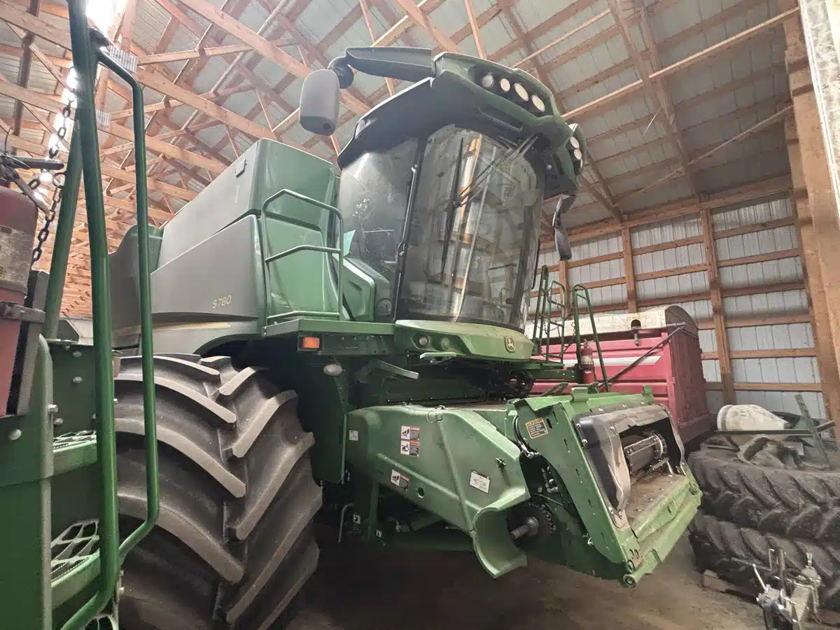 Gallery image 1 for Used 2021 John Deere S780 Combine