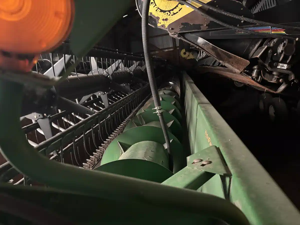 Gallery image 2 for Used 2011 John Deere 635 Header - Flex