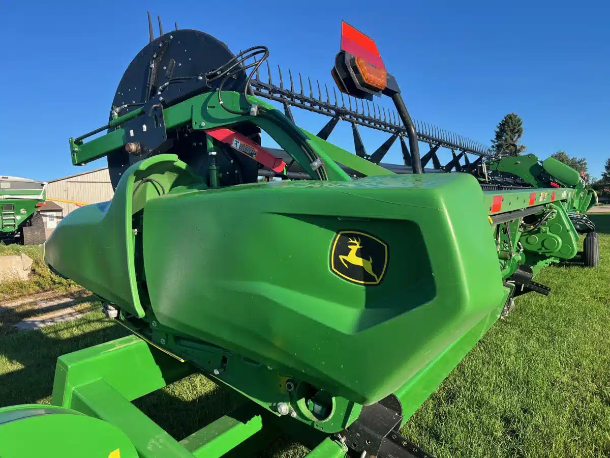 Gallery image 1 for Used 2024 John Deere RD45F Header - Flex