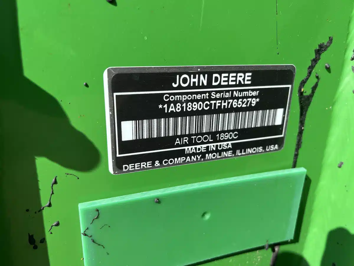 Gallery image 2 for Used 2016 John Deere 1890 Air Drill