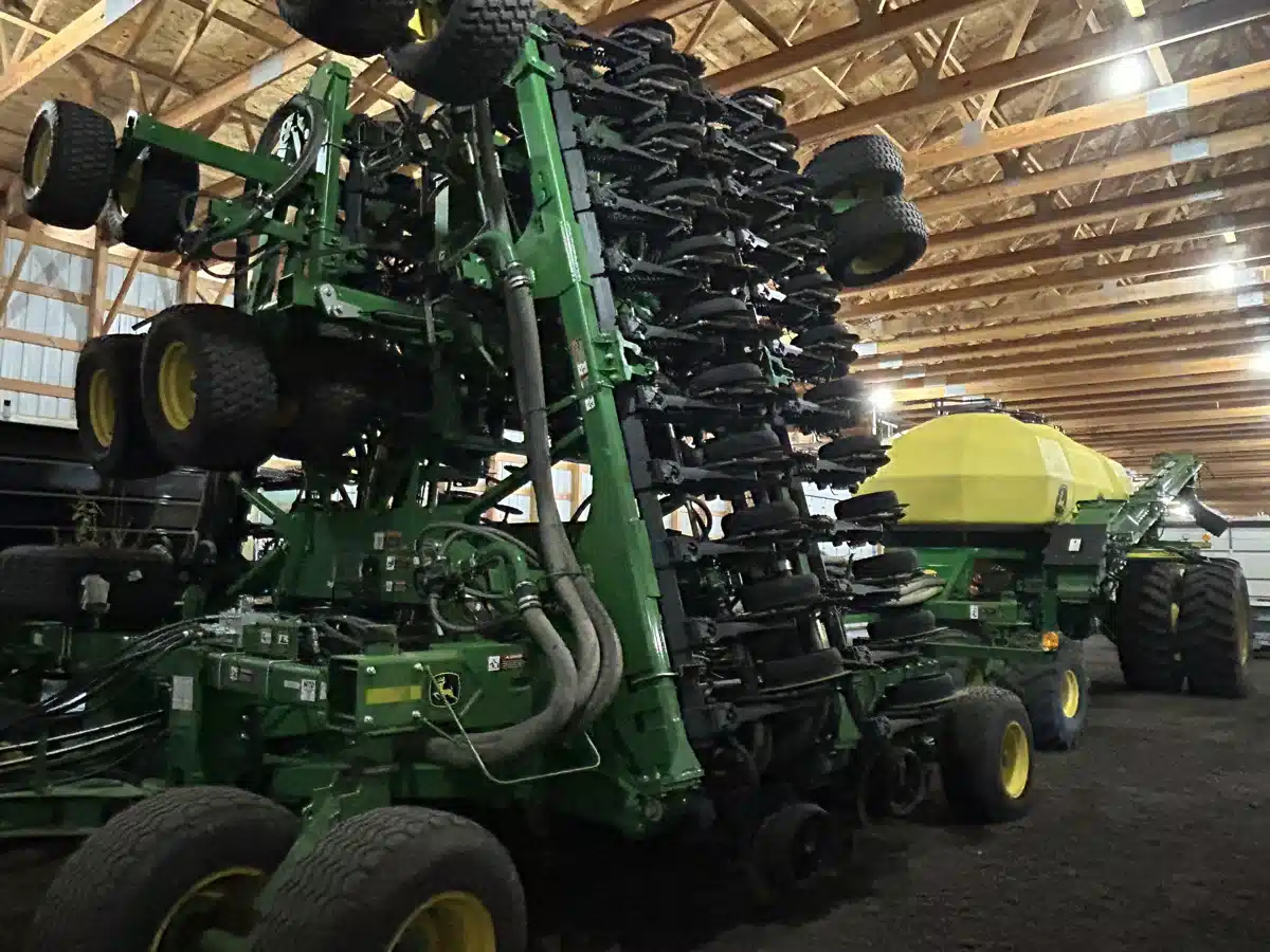 Gallery image 1 for Used 2019 John Deere 1890 Air Drill