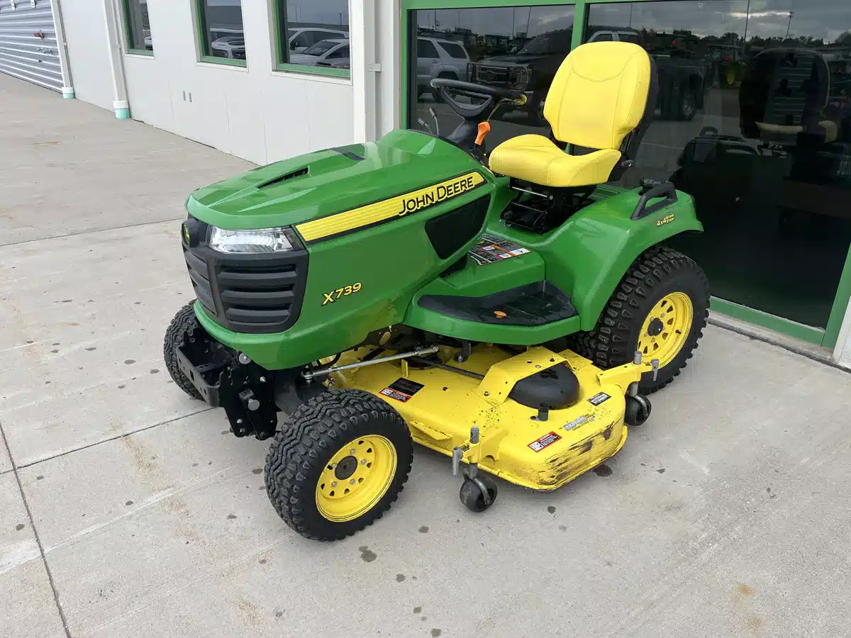 Gallery image 1 for Used 2016 John Deere X739 Lawn Tractor