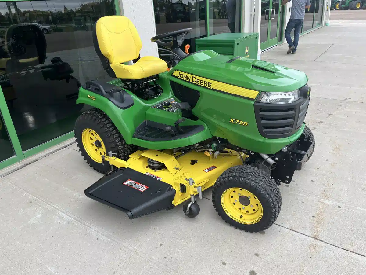Gallery image 2 for Used 2016 John Deere X739 Lawn Tractor