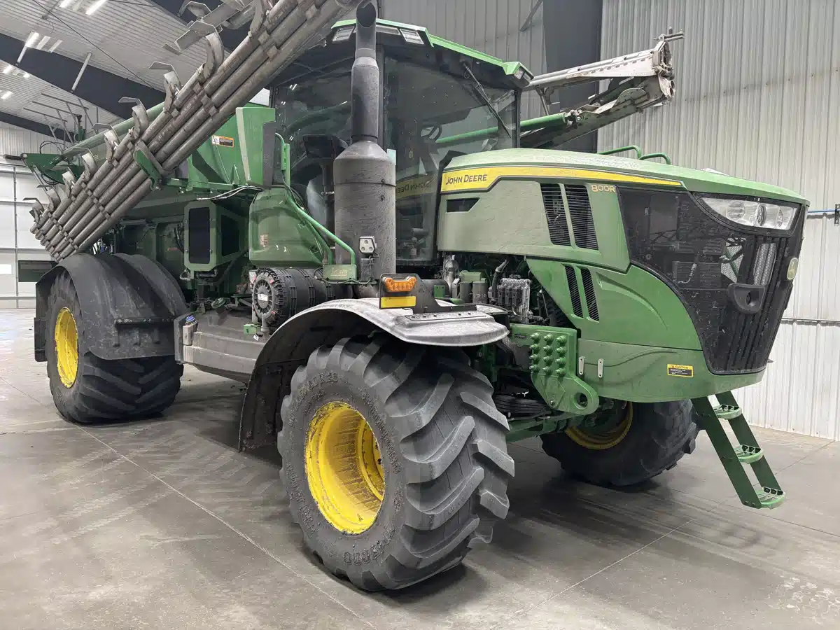Gallery image 1 for Used 2025 John Deere 800R Anhydrous Applicator