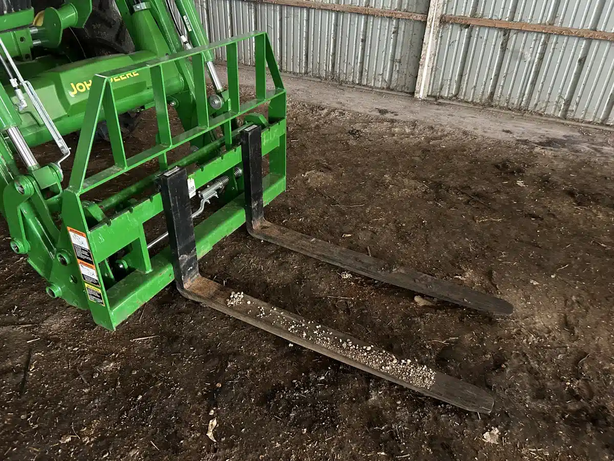 Gallery image 2 for Used 2020 John Deere AP12G Attachment