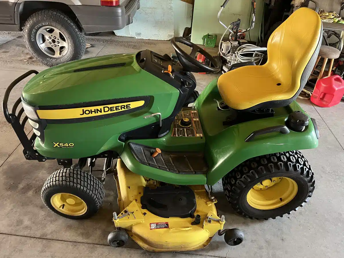Gallery image 2 for Used 2013 John Deere X540 Lawn Tractor