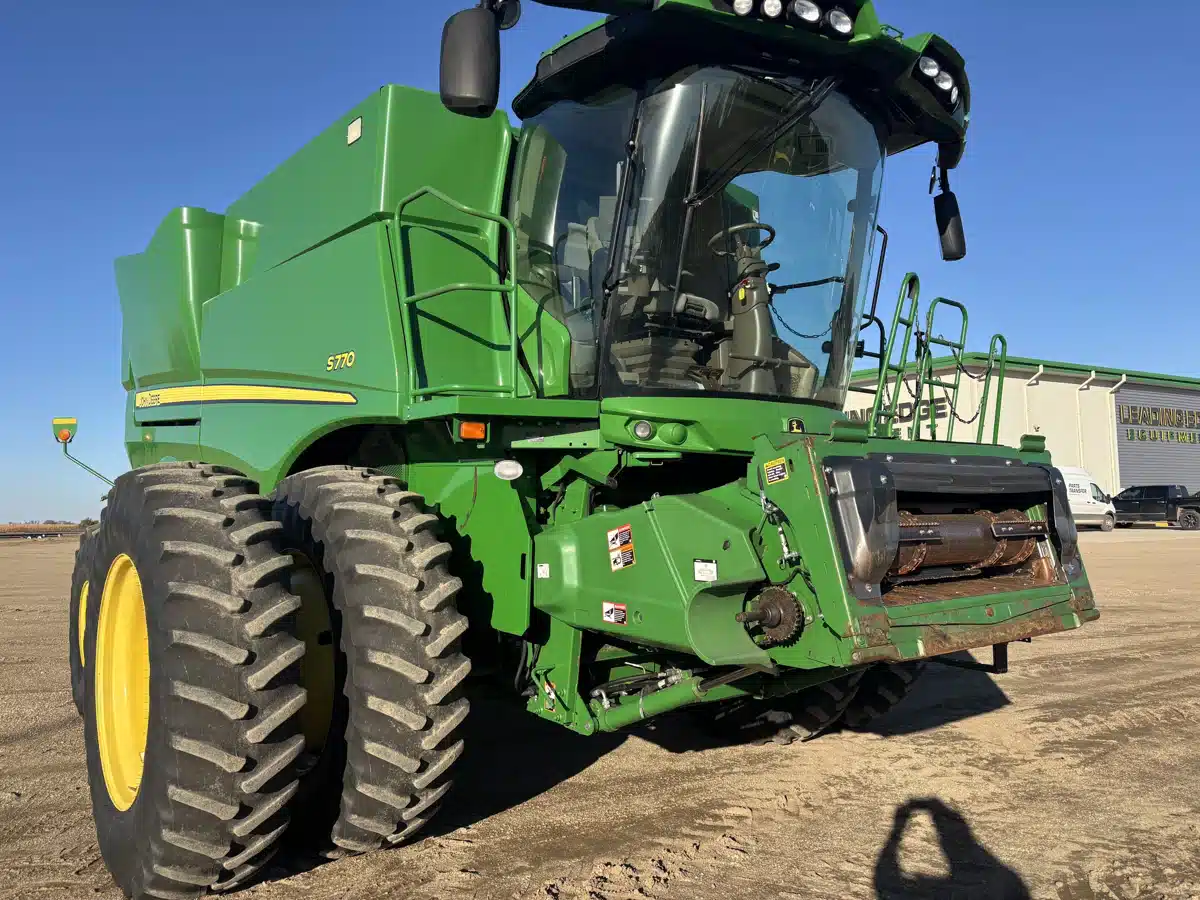 Gallery image 1 for Used 2019 John Deere S770 Combine