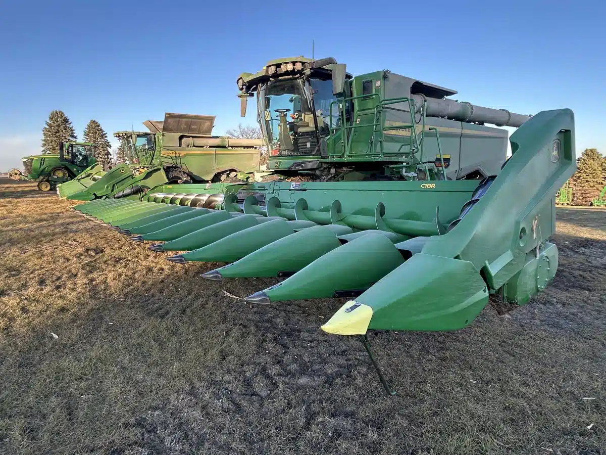 Gallery image 1 for Used 2024 John Deere C18R Header - Row Crop