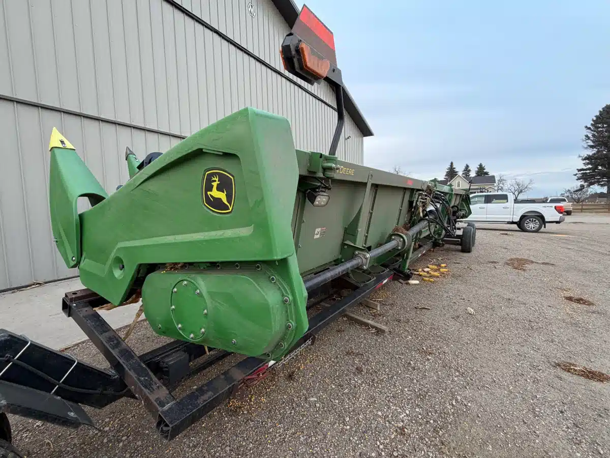 Gallery image 1 for Used 2024 John Deere C18R Header - Row Crop